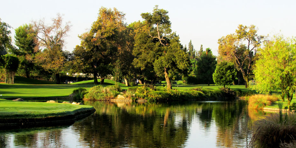 Rio Hondo Elegant Downey, CA Wedding Venue with Stunning Greenery
